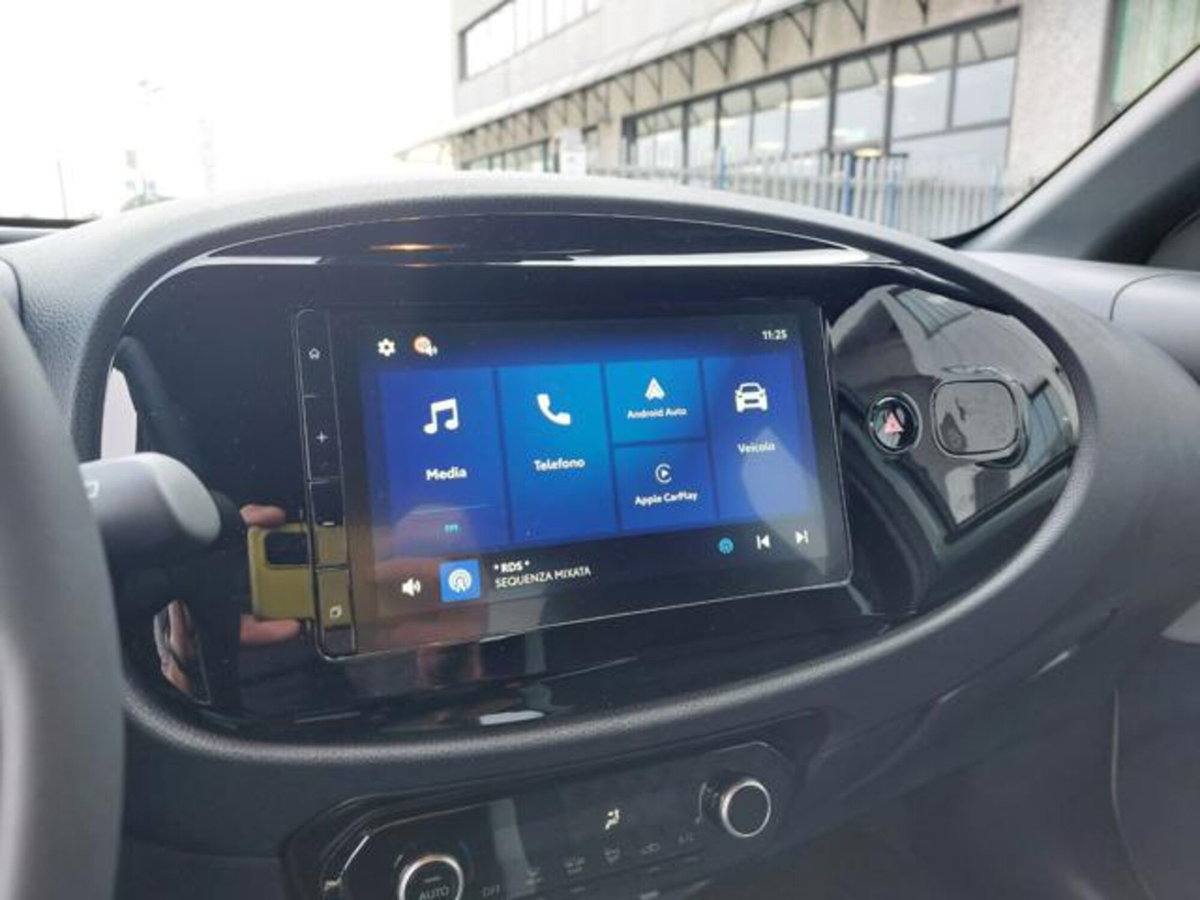 Toyota Aygo X 1.0 VVT-i 72 CV 5p. Undercover S-CVT (9)