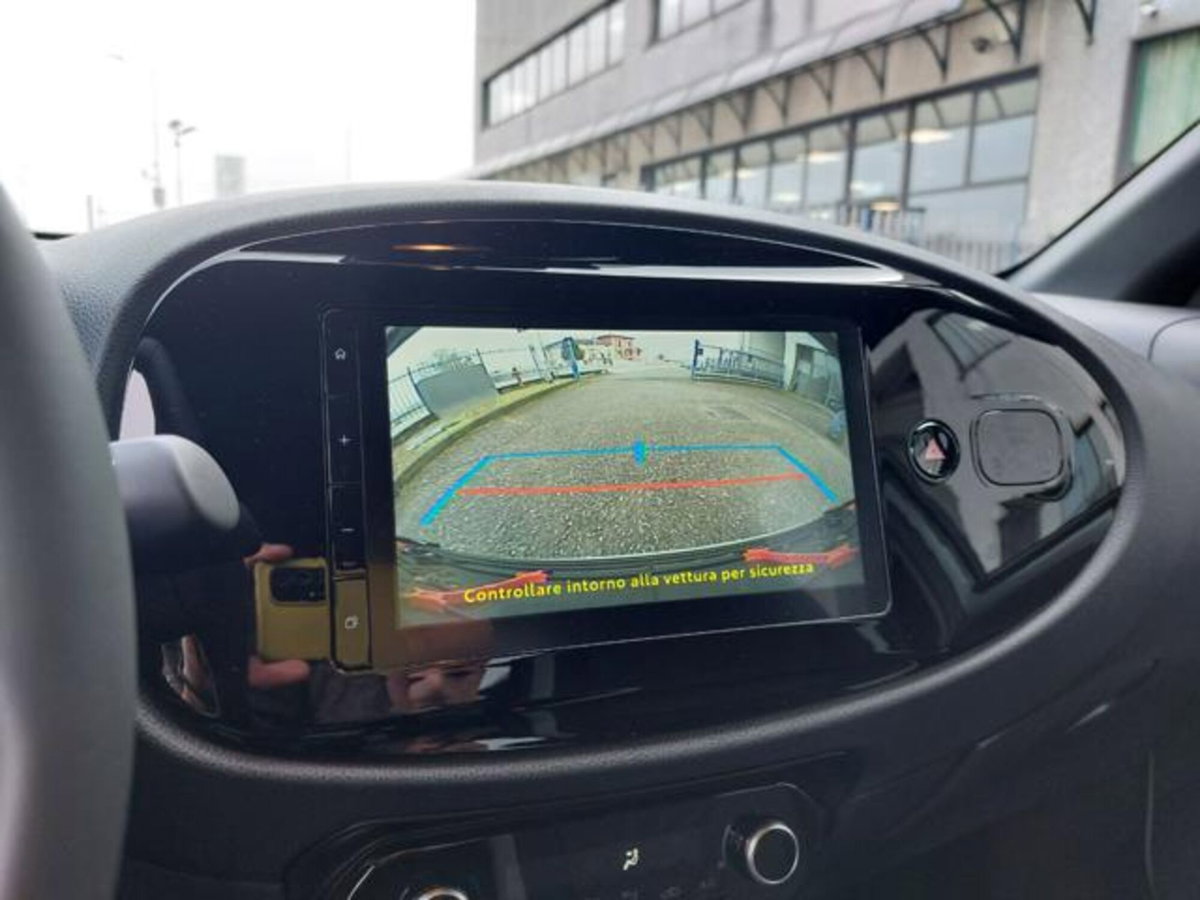 Toyota Aygo X 1.0 VVT-i 72 CV 5p. Undercover S-CVT (10)
