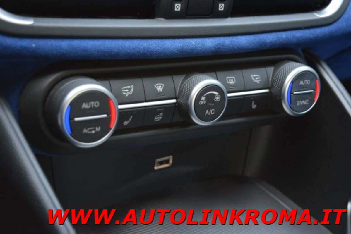 Alfa Romeo Giulia 2.2 Turbodiesel 210 CV AT8 AWD Q4 Veloce (7)