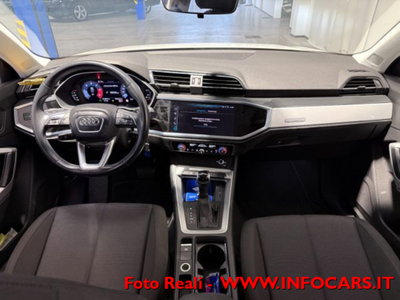 Audi Q3 35 TDI quattro S tronic Business (10)