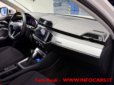 Audi Q3 35 TDI quattro S tronic Business (12)