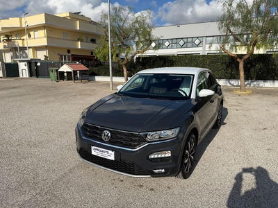 Volkswagen T-Roc 1.0 tsi Style 115cv usata