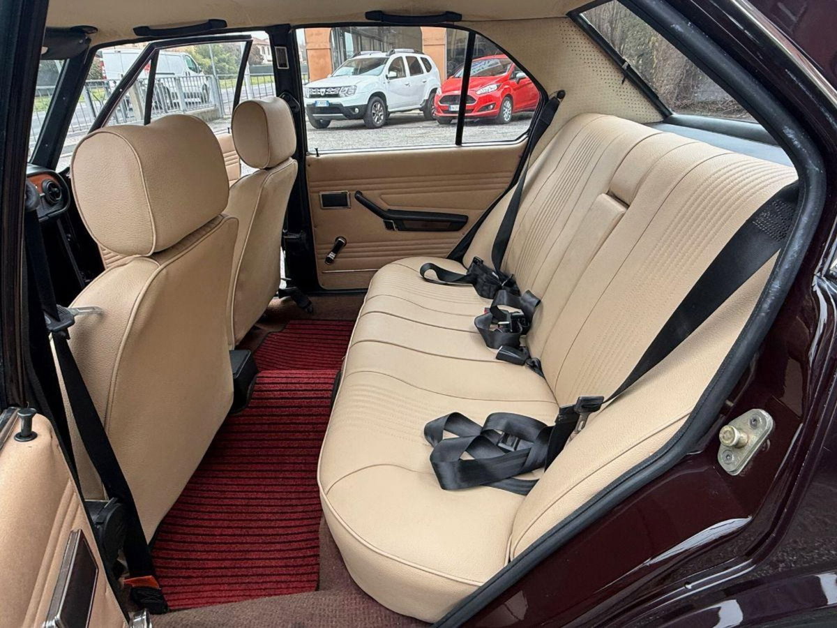 Alfa Romeo Alfetta 1.6 (13)