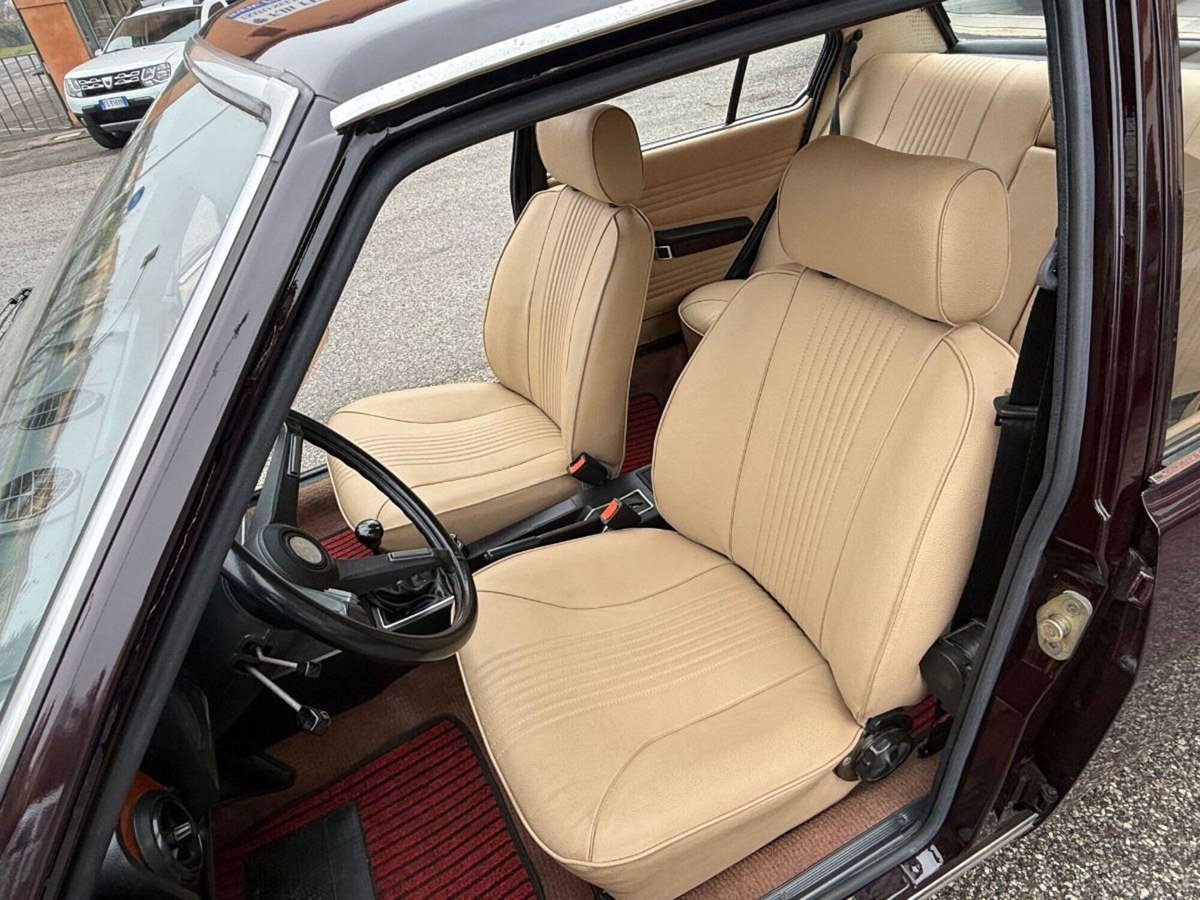 Alfa Romeo Alfetta 1.6 (14)