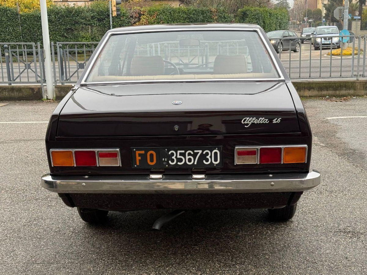 Alfa Romeo Alfetta 1.6 (4)