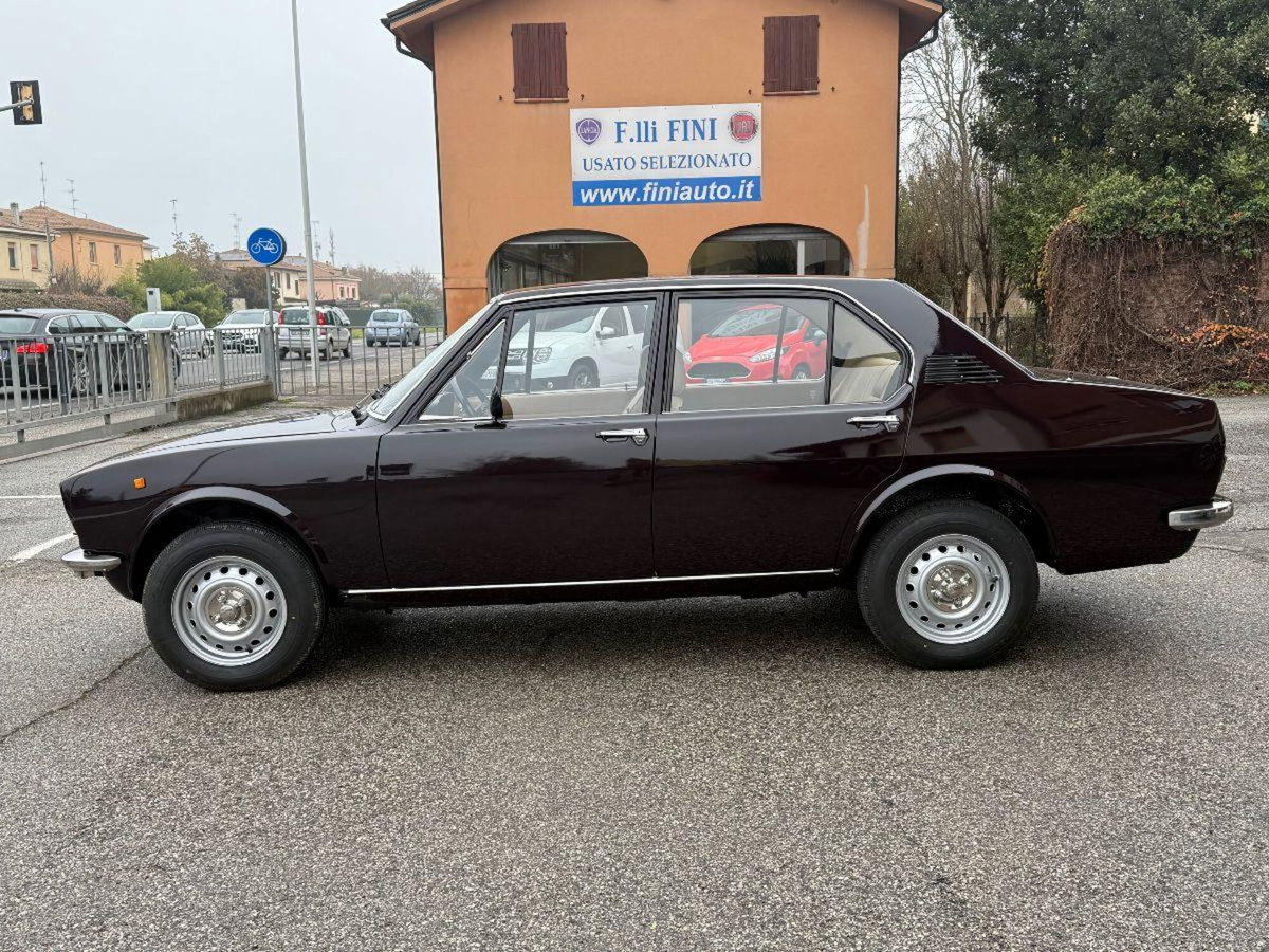 Alfa Romeo Alfetta 1.6 (5)