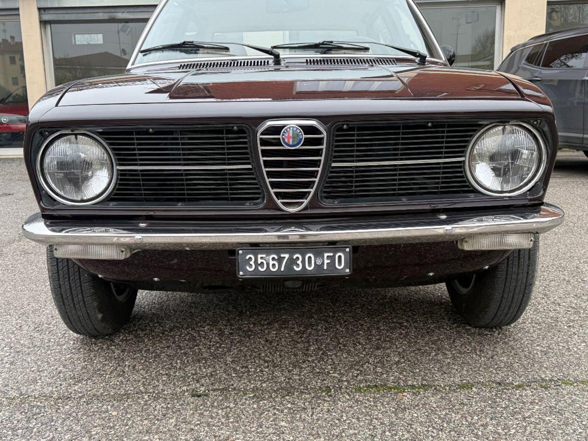 Alfa Romeo Alfetta 1.6 (6)