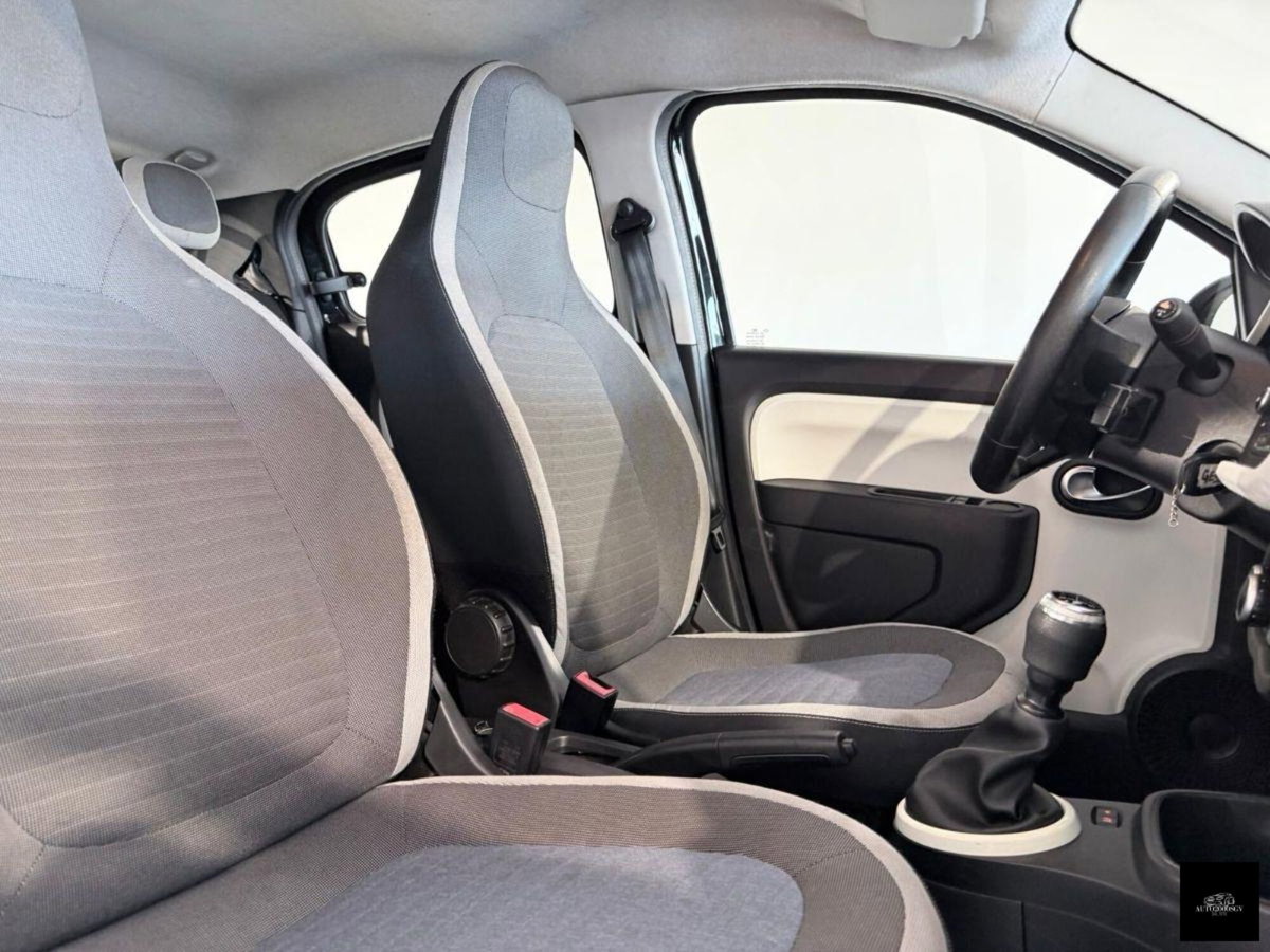 Renault Twingo SCe Stop&Start Intens (5)
