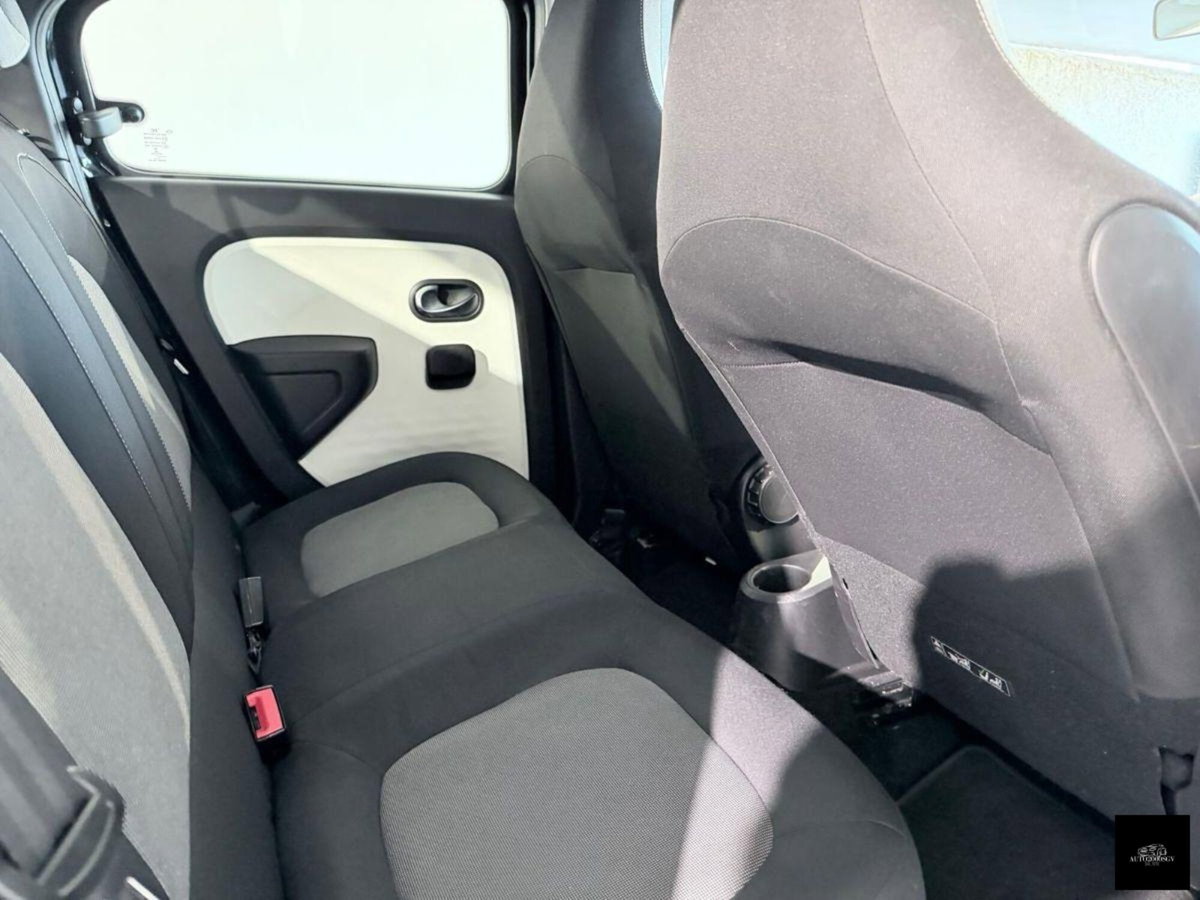 Renault Twingo SCe Stop&Start Intens (6)