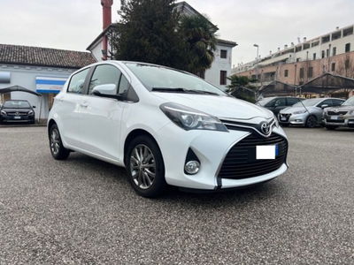 Toyota Yaris 1.D-4D 5 porte Lounge usata