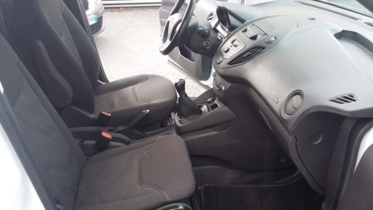 Ford Transit Courier 1.5 TDCi 100CV  Trend (7)
