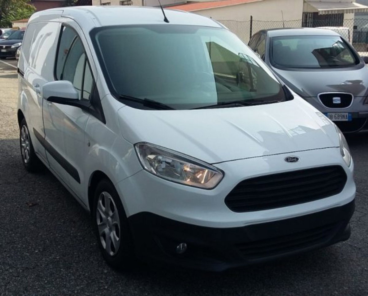 Ford Transit Courier 1.5 TDCi 75CV  Trend (2)