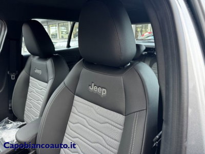 Jeep Avenger 1.2 turbo e-hybrid mhev Overland 4xe 145cv edct6 (18)