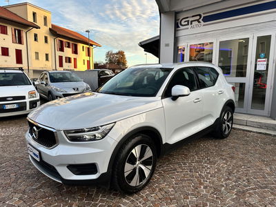 Volvo XC40 T3 Geartronic Momentum Core usata