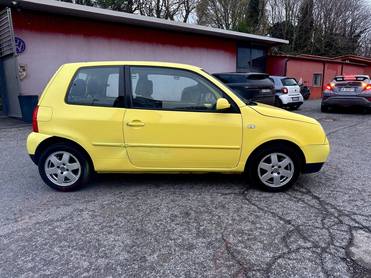 Volkswagen Lupo 16V cat Highline Air (13)