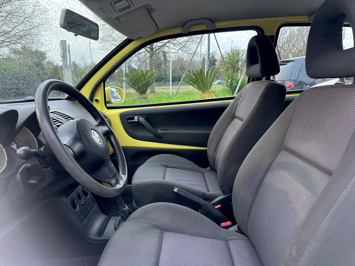 Volkswagen Lupo 16V cat Highline Air (15)