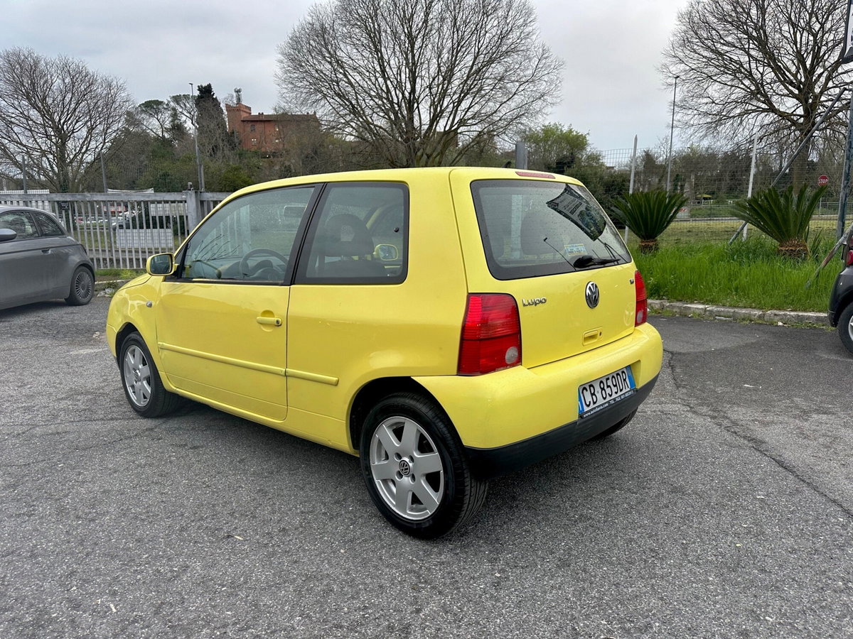 Volkswagen Lupo 16V cat Highline Air (8)