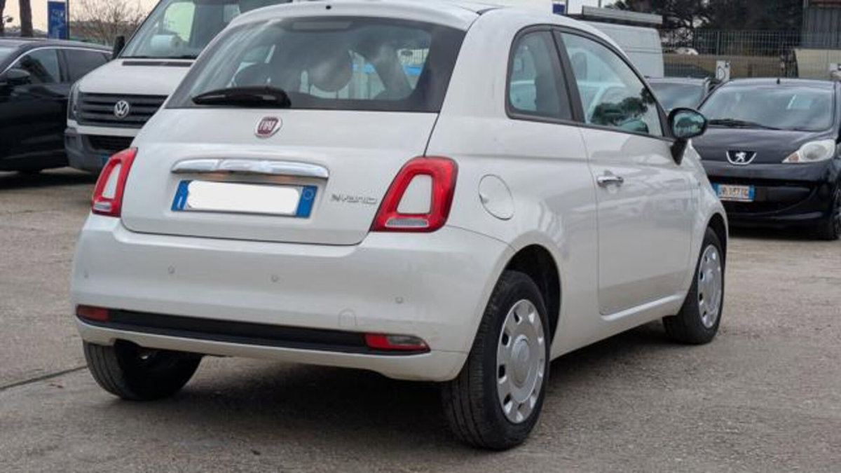 Fiat 500 1.0 Hybrid Club (2)