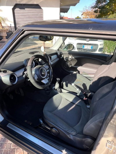 MINI Mini 1.6 16V Cooper D Chili (3)