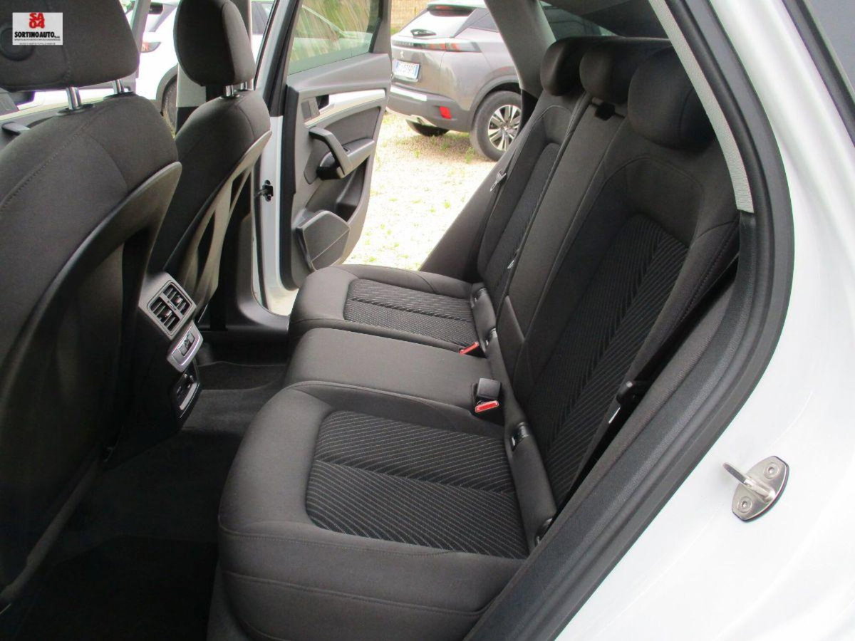 Audi Q5 Sportback Sportback 40 2.0 tdi mhev 12V quattro s-tronic (17)