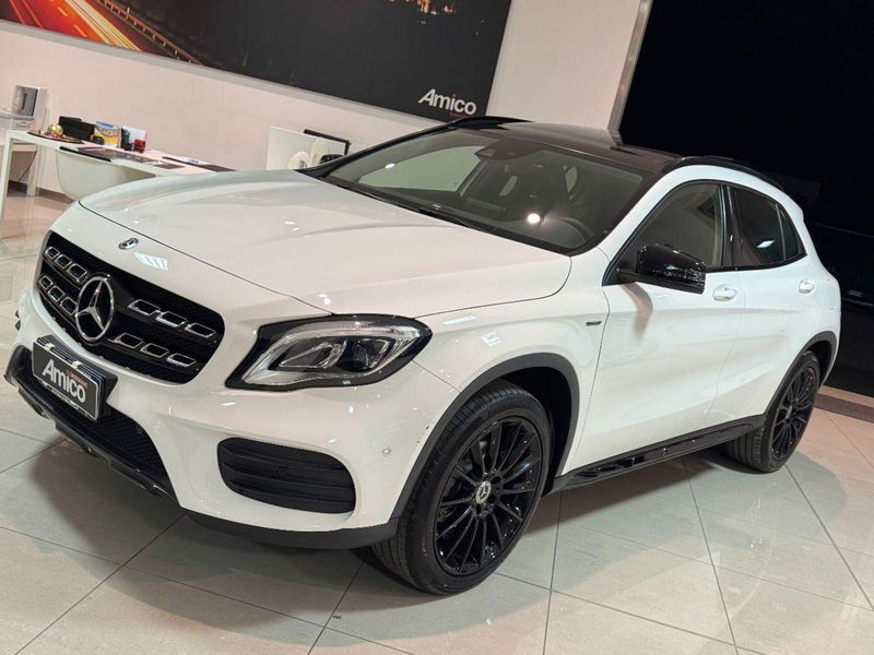 Mercedes-Benz GLA SUV 200 d Automatic Premium