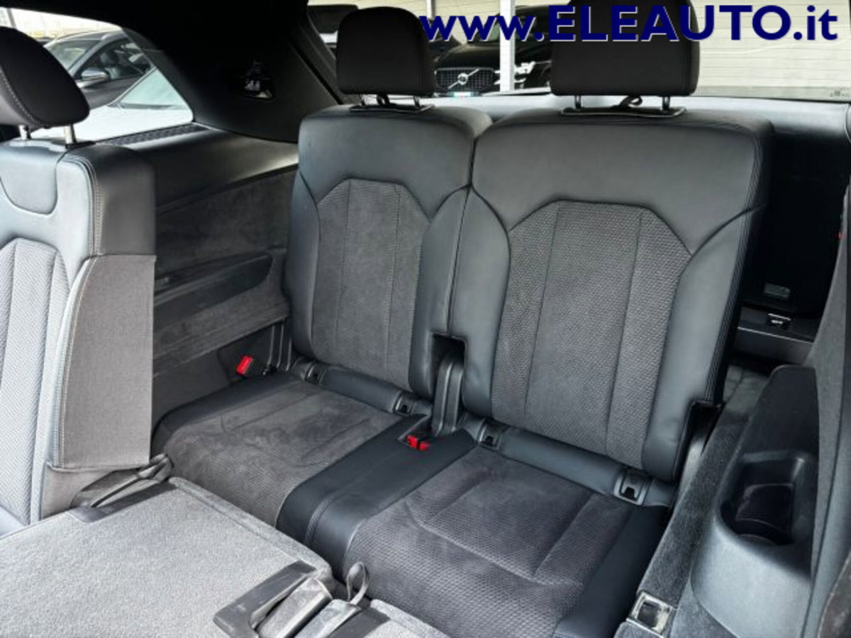 Audi Q7 50 TDI quattro tiptronic (14)