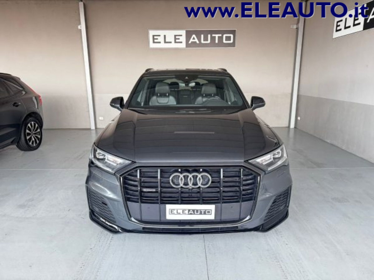 Audi Q7 50 TDI quattro tiptronic (2)