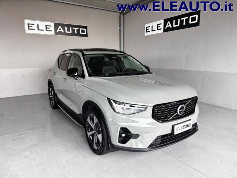 Volvo XC40 B4 AWD automatico Ultimate Dark