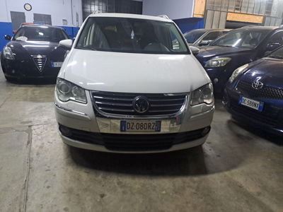 Volkswagen Touran 2.0 TDI 140 CV DSG Highline usata