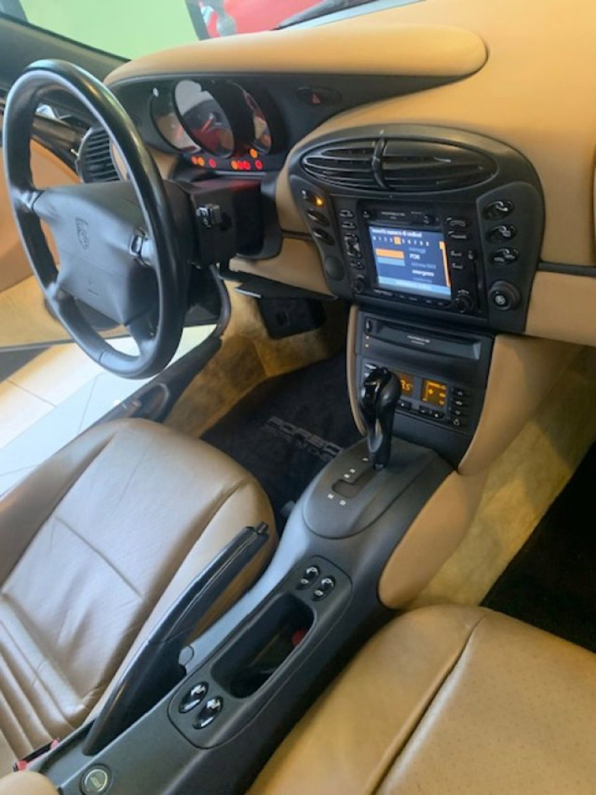 Porsche Boxster 2.5i 24V cat (11)