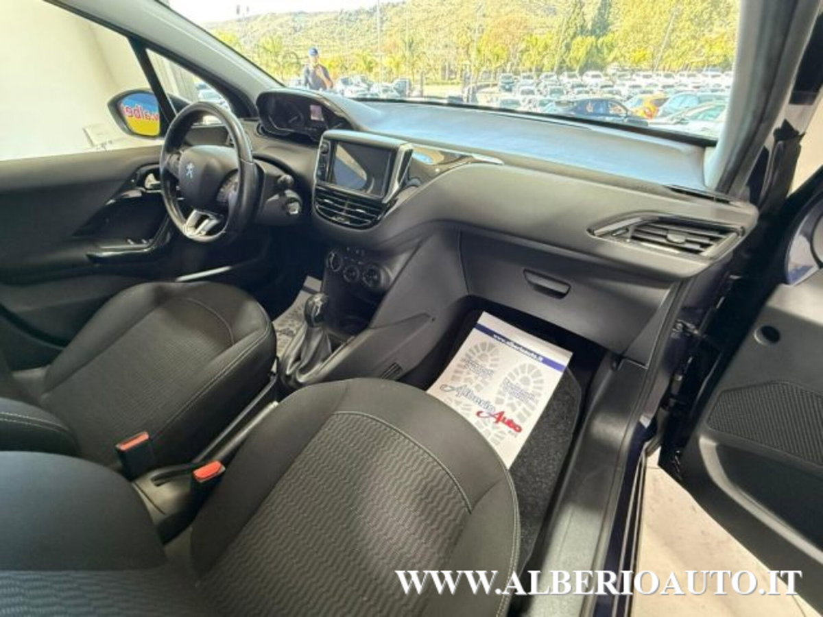 Peugeot 208 75 5 porte Allure (9)