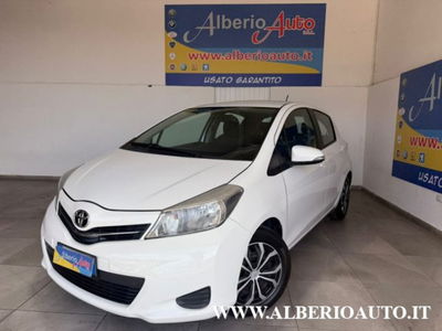 Toyota Yaris 1.0 5 porte Lounge usata