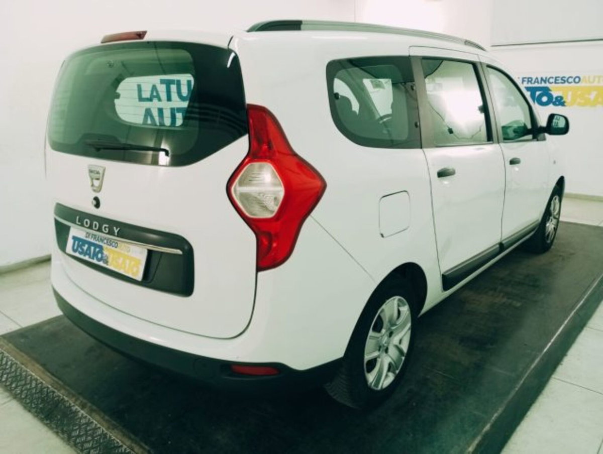 Dacia Lodgy 1.5 Blue dCi 8V 115CV 7 posti Comfort (4)