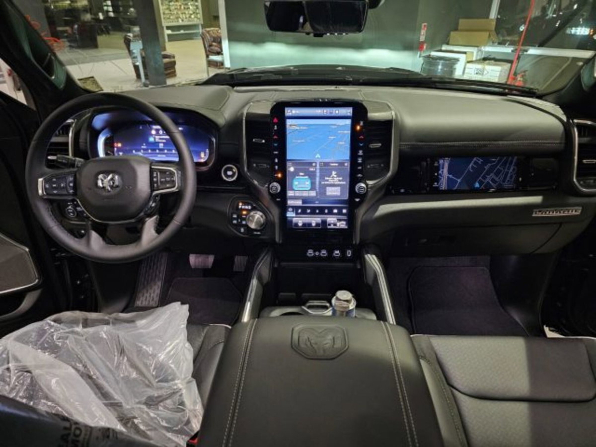 Ram Ram Pick-up Ram 1500 3.0 Quad Cab Laramie Night Edition Premium Gpl 420cv at8 (12)