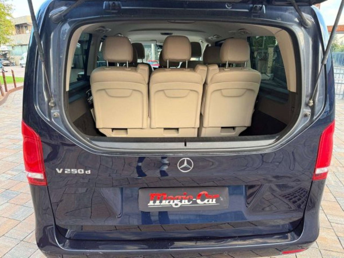 Mercedes-Benz Classe V 250 d Automatic Sport Long (10)