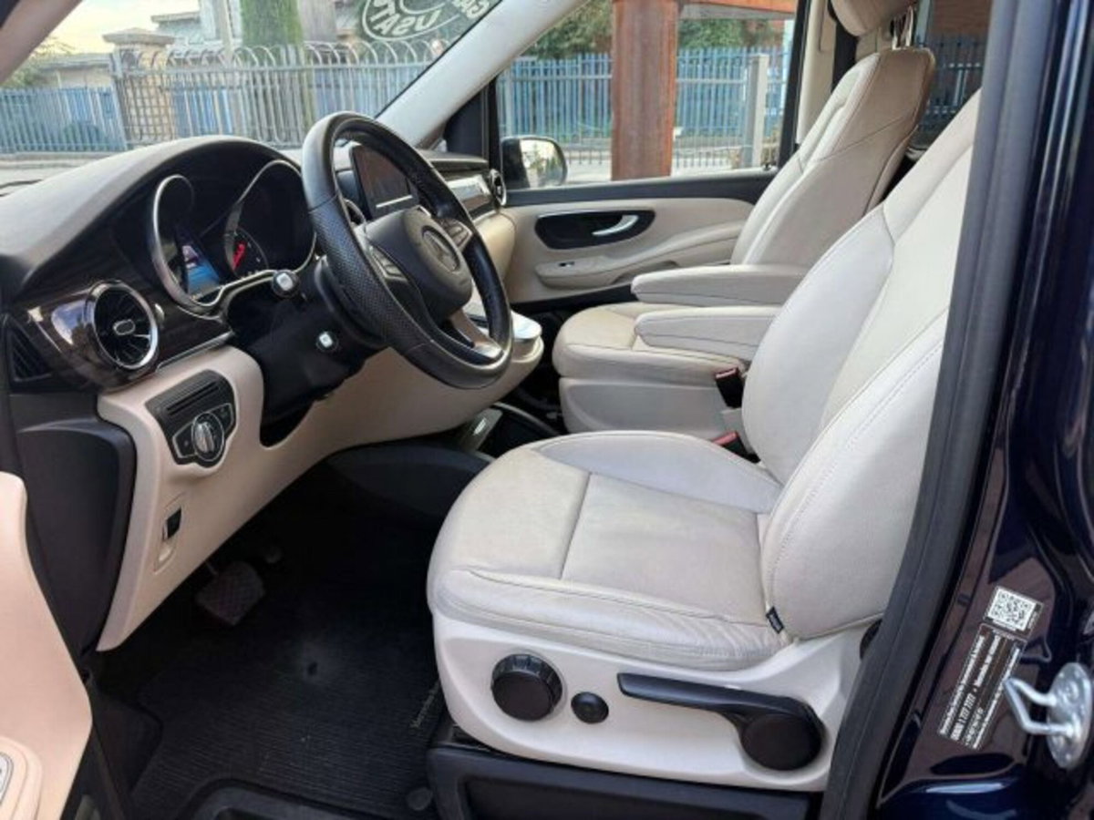 Mercedes-Benz Classe V 250 d Automatic Sport Long (12)