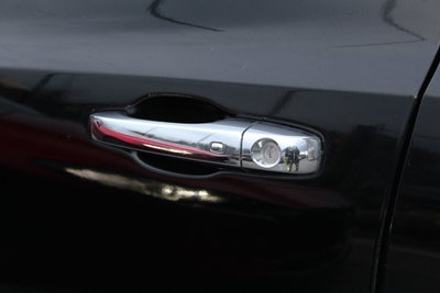 Lancia Thema 3.0 V6 Multijet II 239 CV Executive (11)