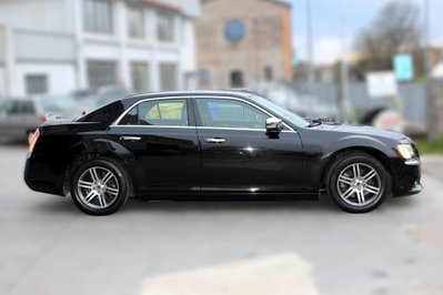 Lancia Thema 3.0 V6 Multijet II 239 CV Executive (4)