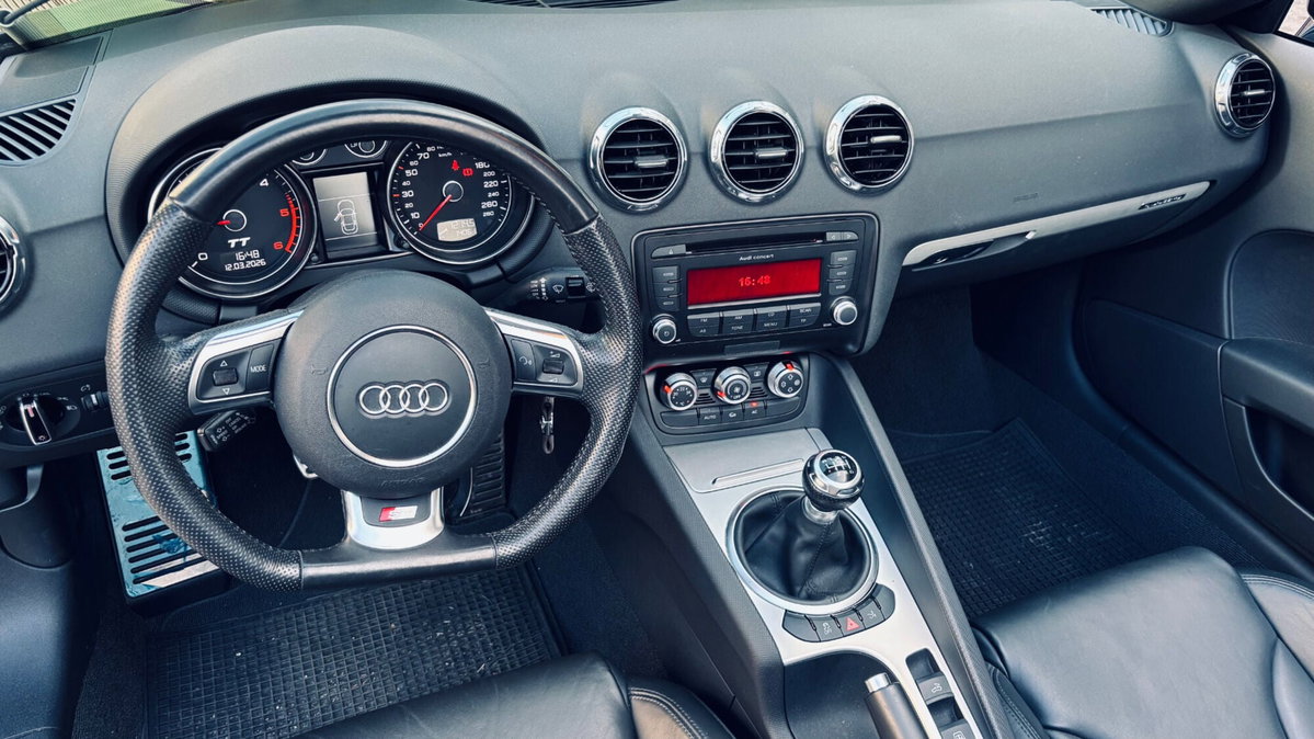 Audi TT Cabrio 2.0 TDI quattro Advanced plus (11)