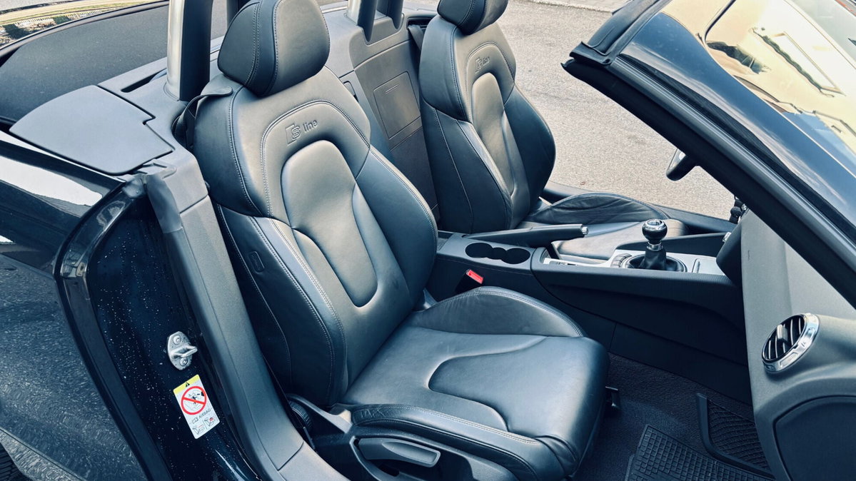 Audi TT Cabrio 2.0 TDI quattro Advanced plus (12)