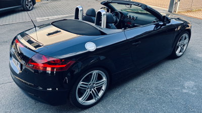 Audi TT Cabrio 2.0 TDI quattro Advanced plus (8)