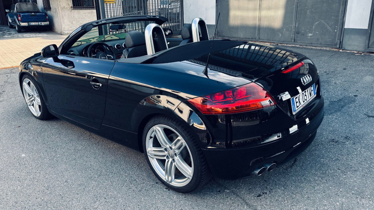 Audi TT Cabrio 2.0 TDI quattro Advanced plus (9)