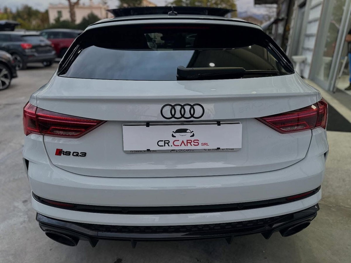 Audi RS Q3 Sportback 2.5 quattro s-tronic (6)