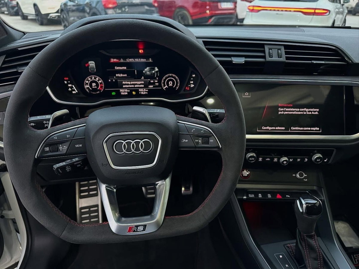 Audi RS Q3 Sportback 2.5 quattro s-tronic (8)