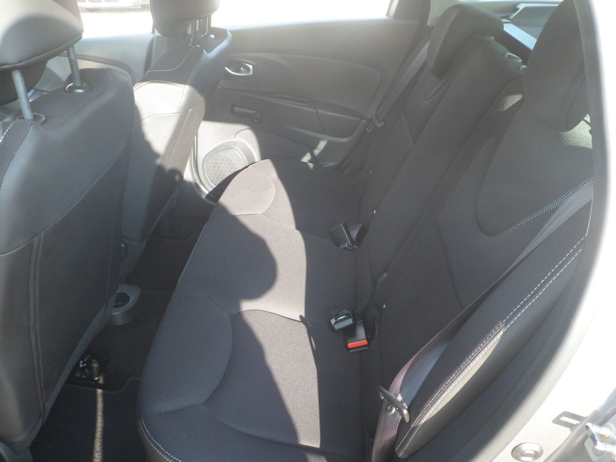 Renault Clio Sporter 1.5 dCi 8V 90CV Start&Stop Energy (11)