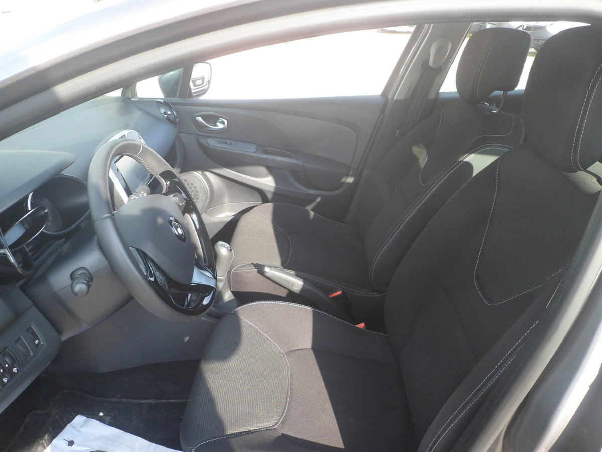 Renault Clio Sporter 1.5 dCi 8V 90CV Start&Stop Energy (12)