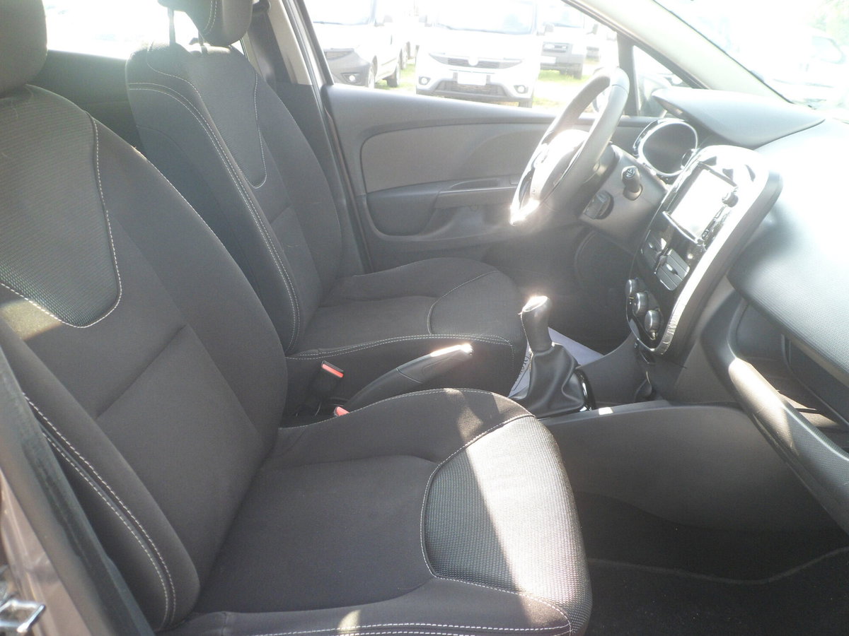 Renault Clio Sporter 1.5 dCi 8V 90CV Start&Stop Energy (9)