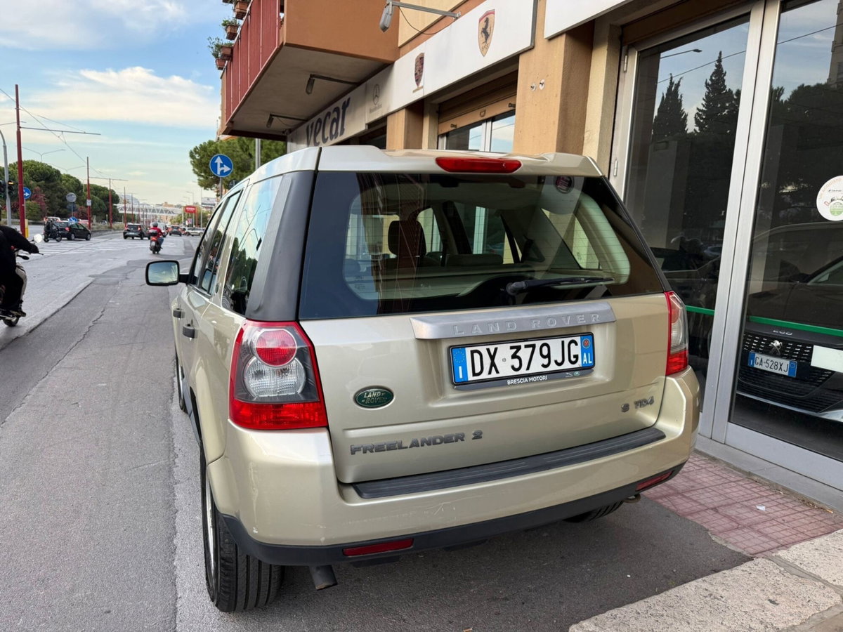 Land Rover Freelander 2.2 TD4 S.W. E (12)