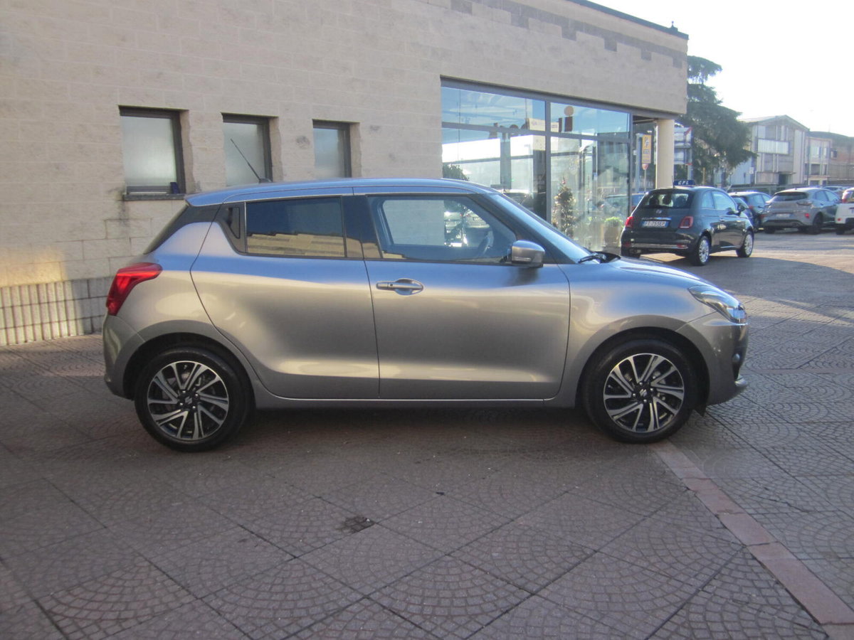 Suzuki Swift 1.2 Hybrid CVT Easy Top (4)