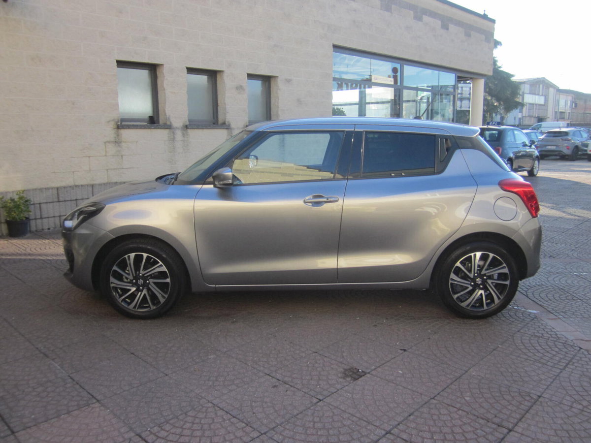 Suzuki Swift 1.2 Hybrid CVT Easy Top (9)